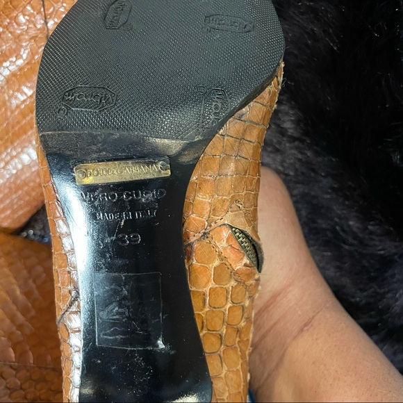 Snakeskin Dolce and Gabbana Knee-High Boots - Picture 4 of 4